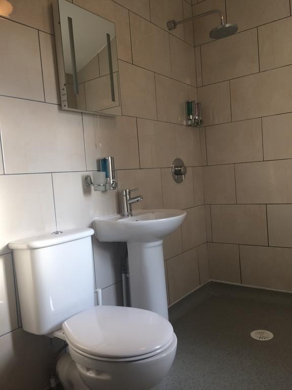 The Lodge Redhill  Ngoại thất bức ảnh